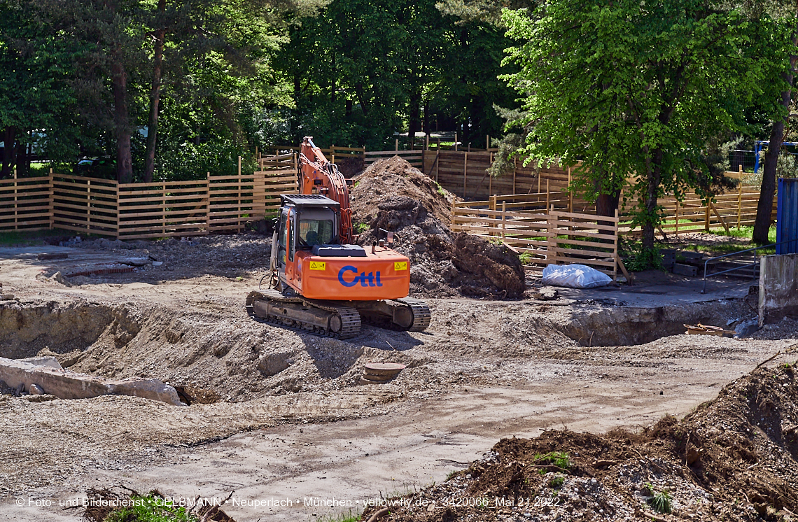 21.05.2022 - Baustelle am Haus für Kinder in Neuperlach
